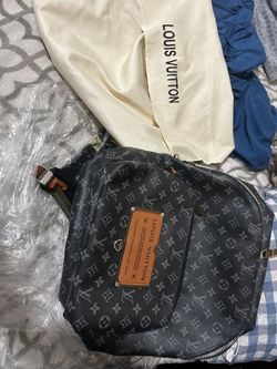 Louis Vuitton Discovery Backpack Monogram Eclipse Gaston Label Safari Khaki