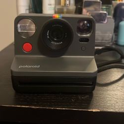 Polaroid Now Instant Camera 
