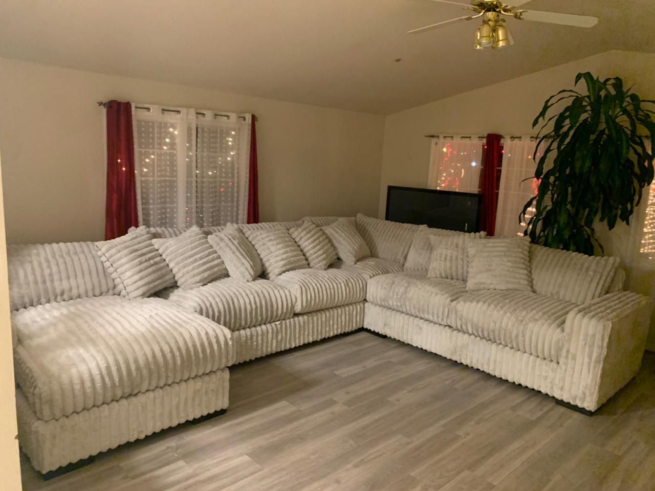 Sectional Sofa 