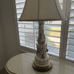 1950s Capodimonte Porcelain Roses Lamp