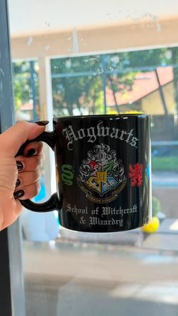 Harry Potter Hogwarts School Crest Black Ceramic Coffee Mug
