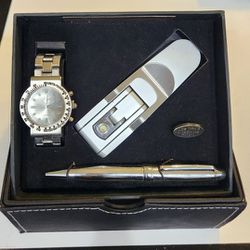 Fondini Collection Men's Quartz Wristwatch + Pen + LED Booklight Set