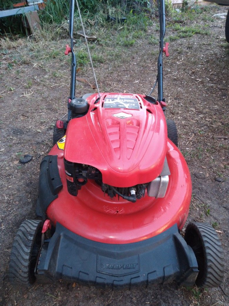 Troy bilt 21 push mower 675 series 190cc new arrivals