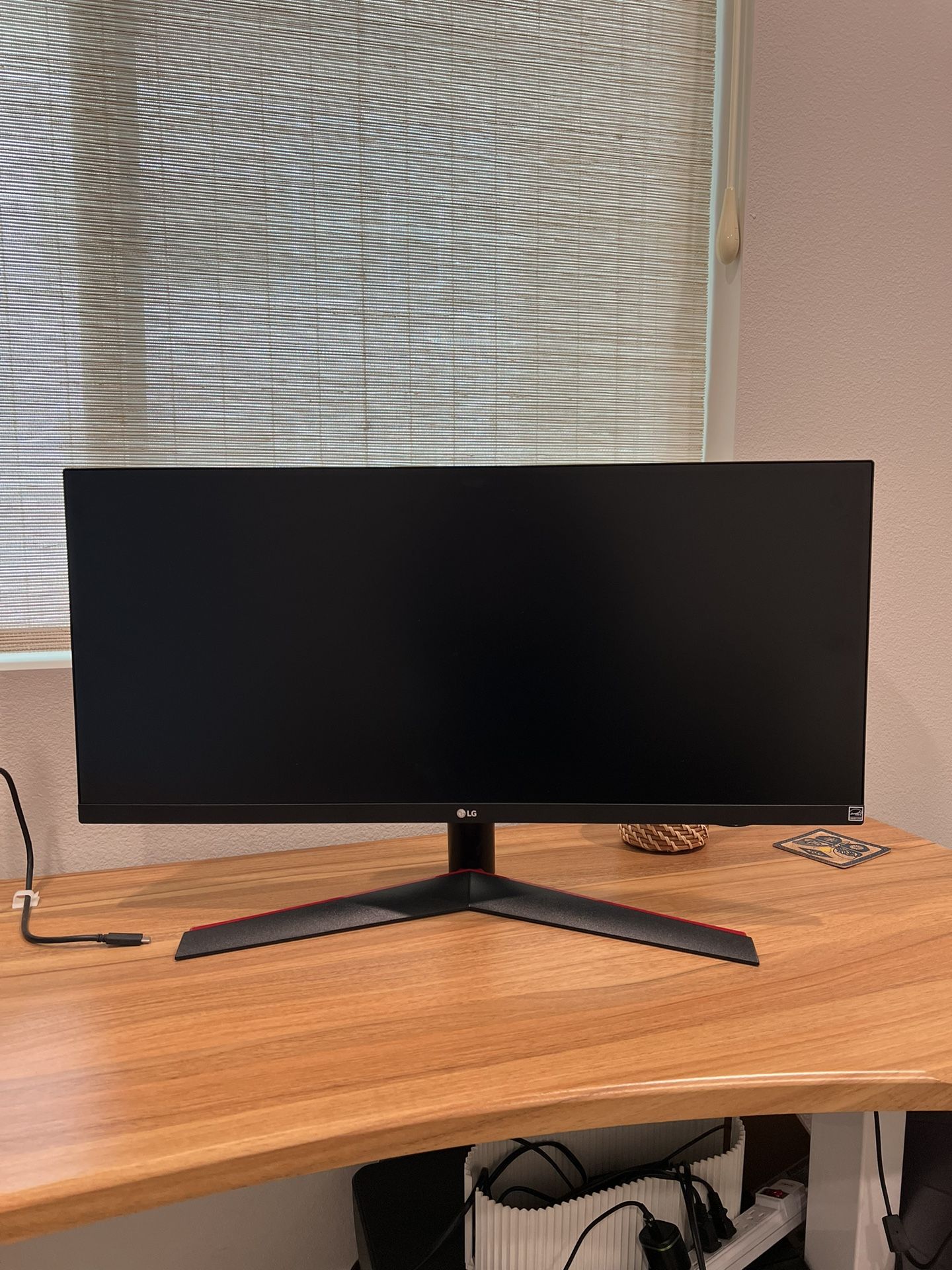 LG Computer Monitor - Ultra Wide 29”