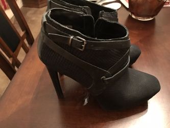 Guess Black High Heel Booties size 10