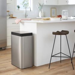 Kohler 48L Motion Sensor Trash Can $95