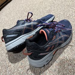 Asics Woman’s Size 8