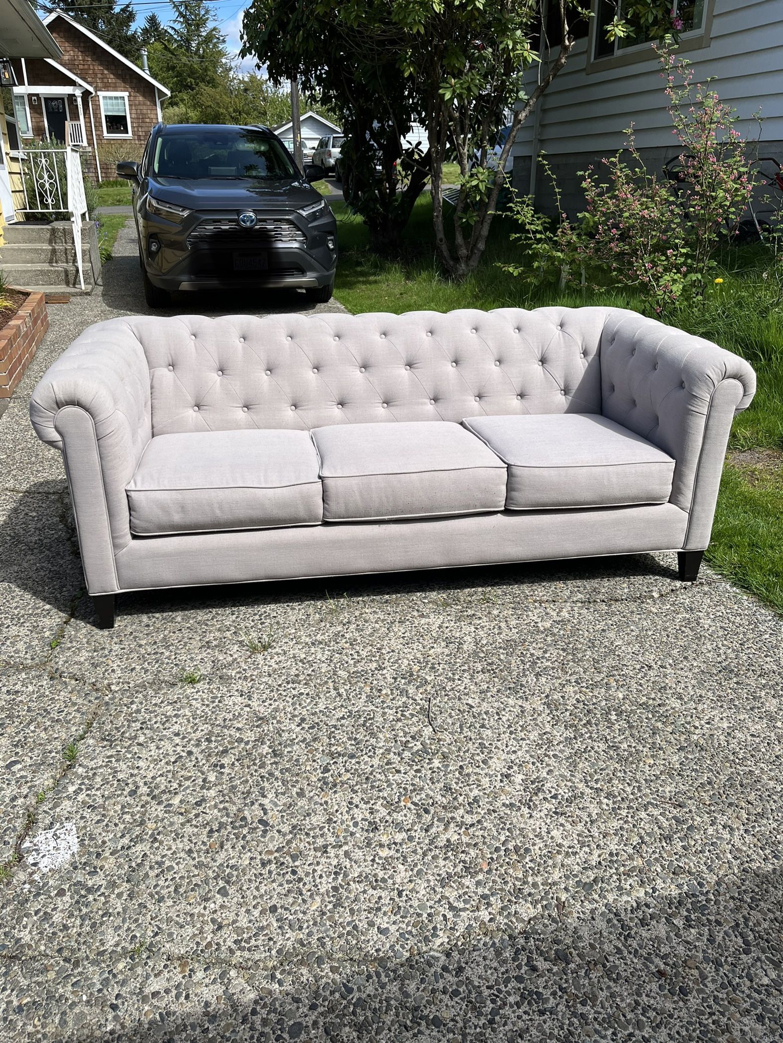 Macy’s Couch for Sale in Seattle, WA OfferUp