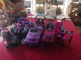 G1 Monster High Play Set Bundle
