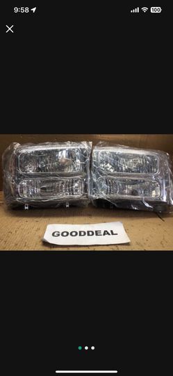 #OH153  FIT 2005-2007 Ford F-250/F-350/F-450/F-550 Super Duty Chrome OE Style Halogen Head Light Headlights Pair Set