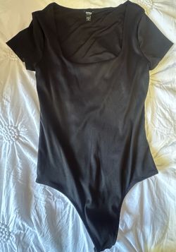 Express Black Ribbed Short Sleeve Bodysuit (M)