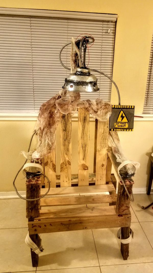 Halloween prop electric chair for Sale in San Antonio, TX OfferUp