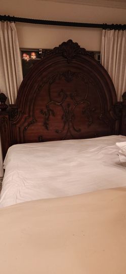 Bedroom set