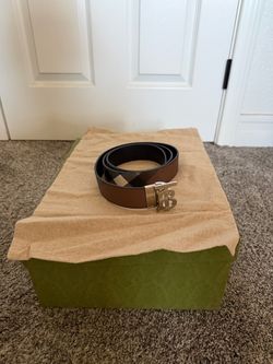 Burberry belt