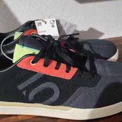 Adidas  Five Ten   Size  11.5 