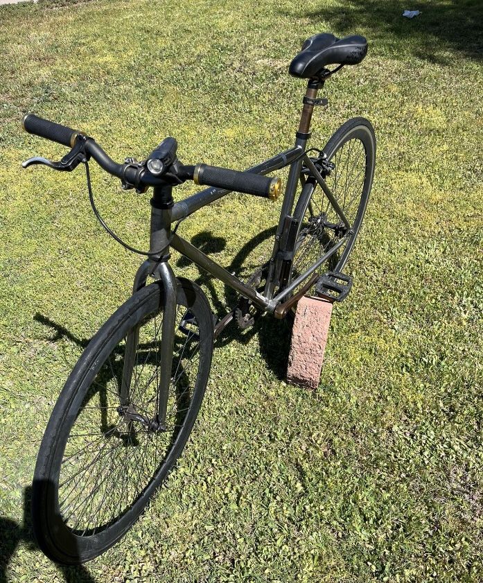 Large Specialized Globe Roll 1 Fixie Bike