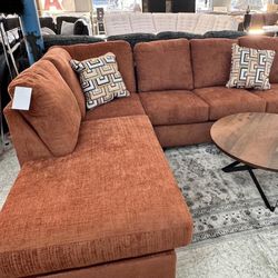 Massive Price Drop! 🛋️ ASHLEY SECTIONAL ON SALE!