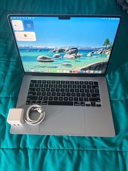 Apple MacBook M4
