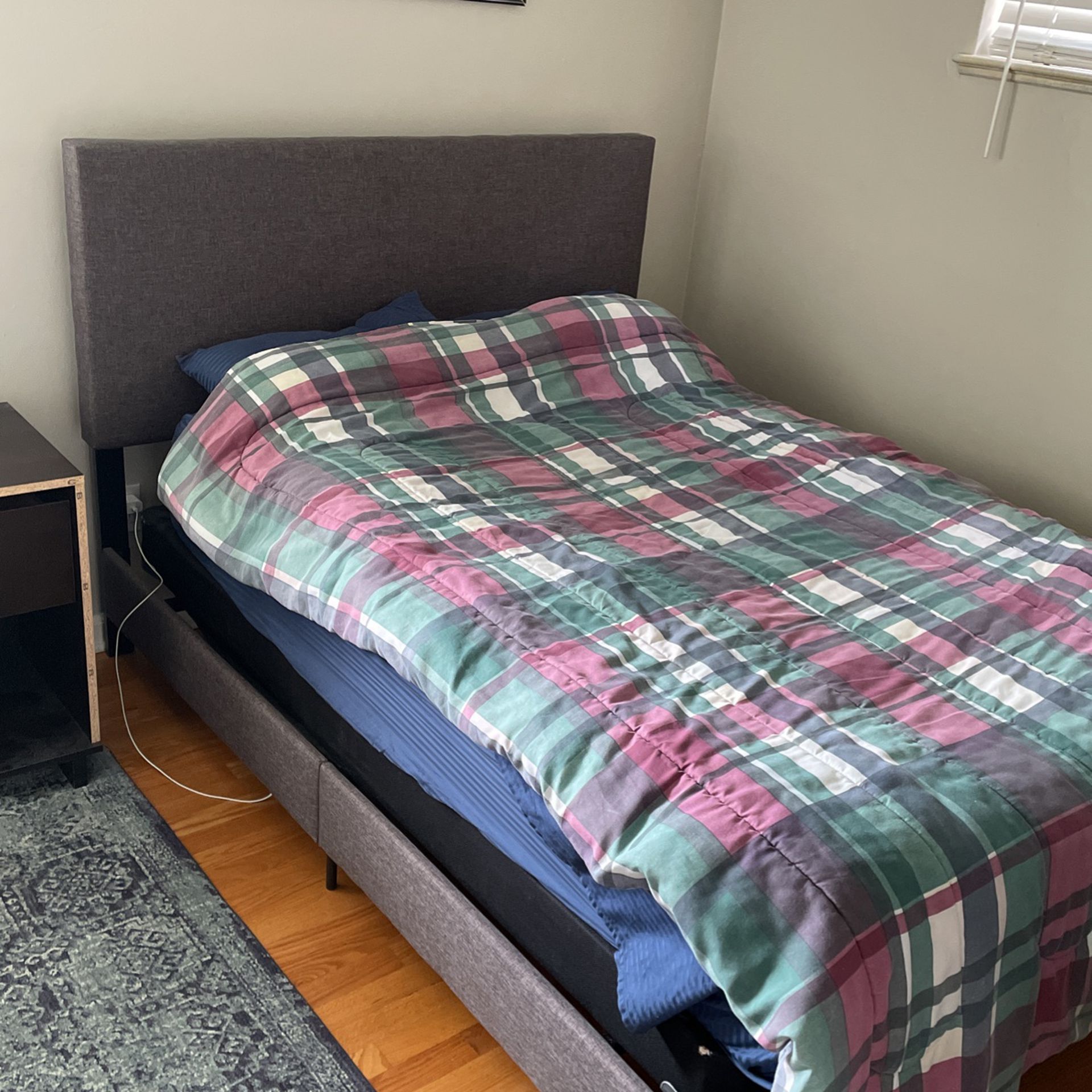 Full size bed frame and mattress 