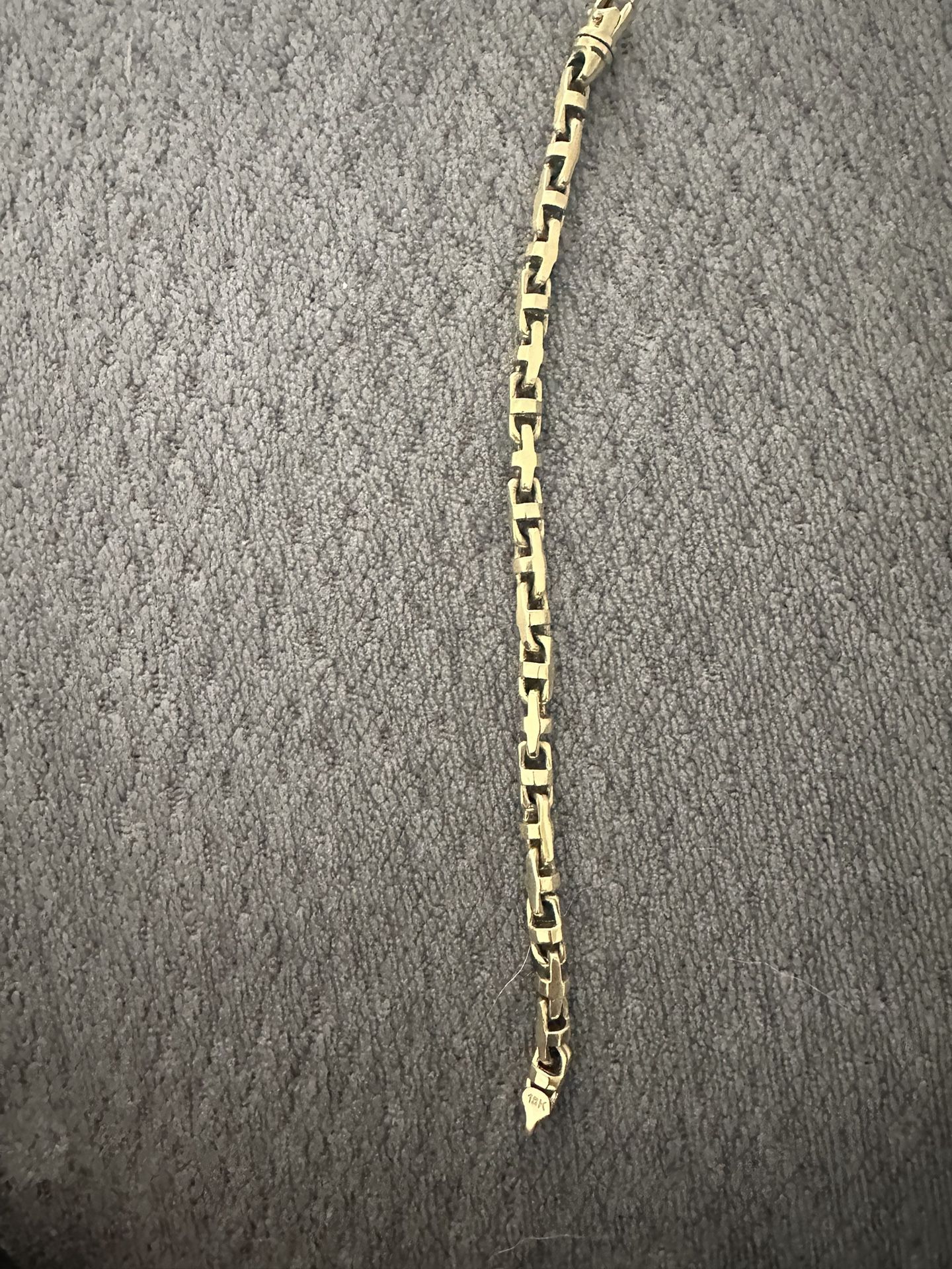 18k Yellow Gold Bracelet 