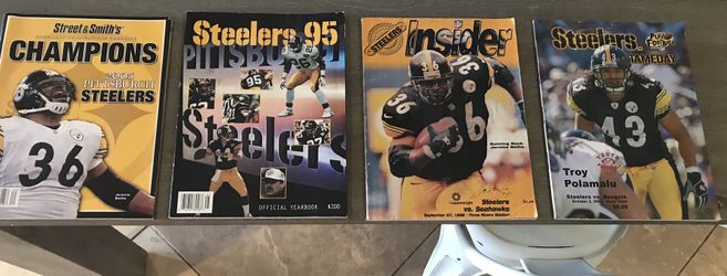 4 Pittsburgh Steelers Year Books/Magazines