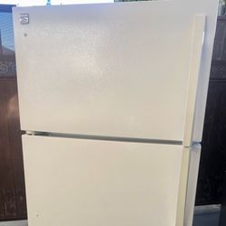 Kenmore Refrigerator 