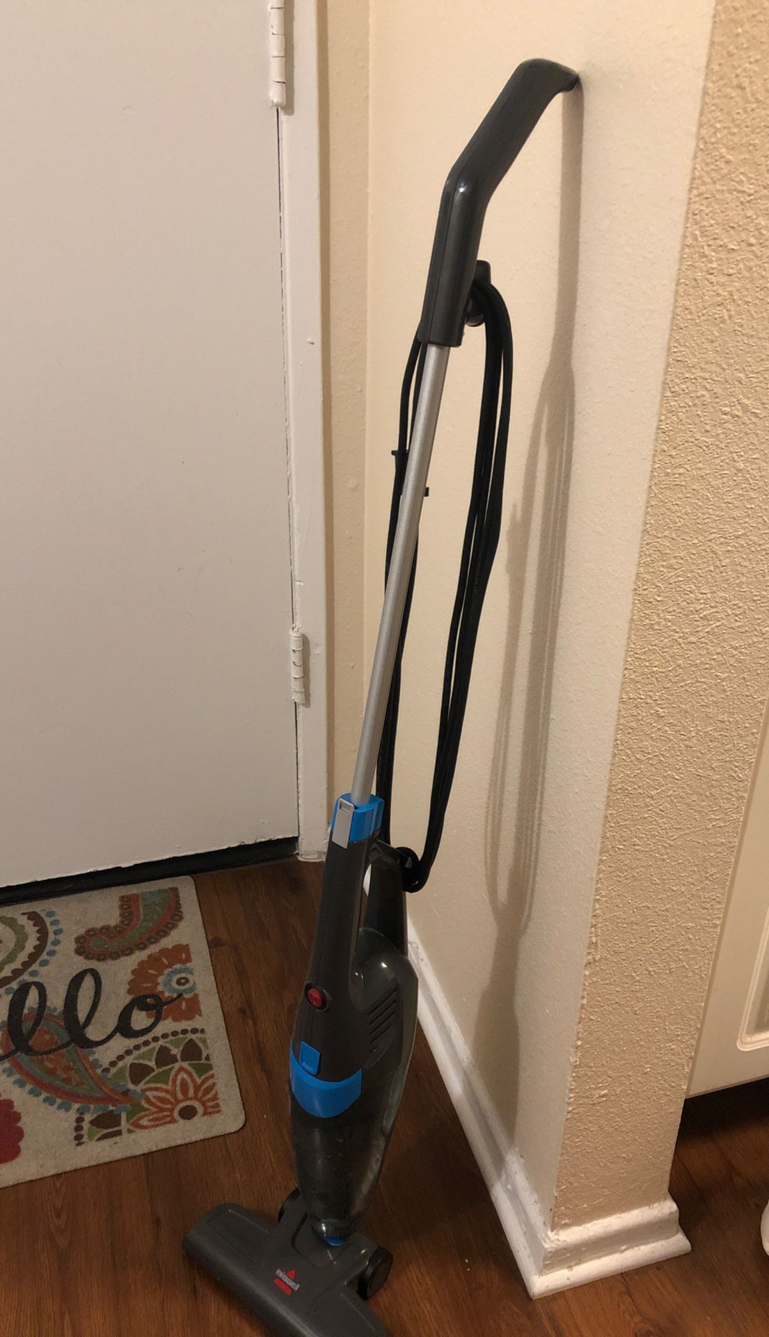 Vacuum cleaner - good condition