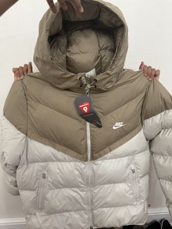 Nike Men Jacket Original Price $250 Men Size L