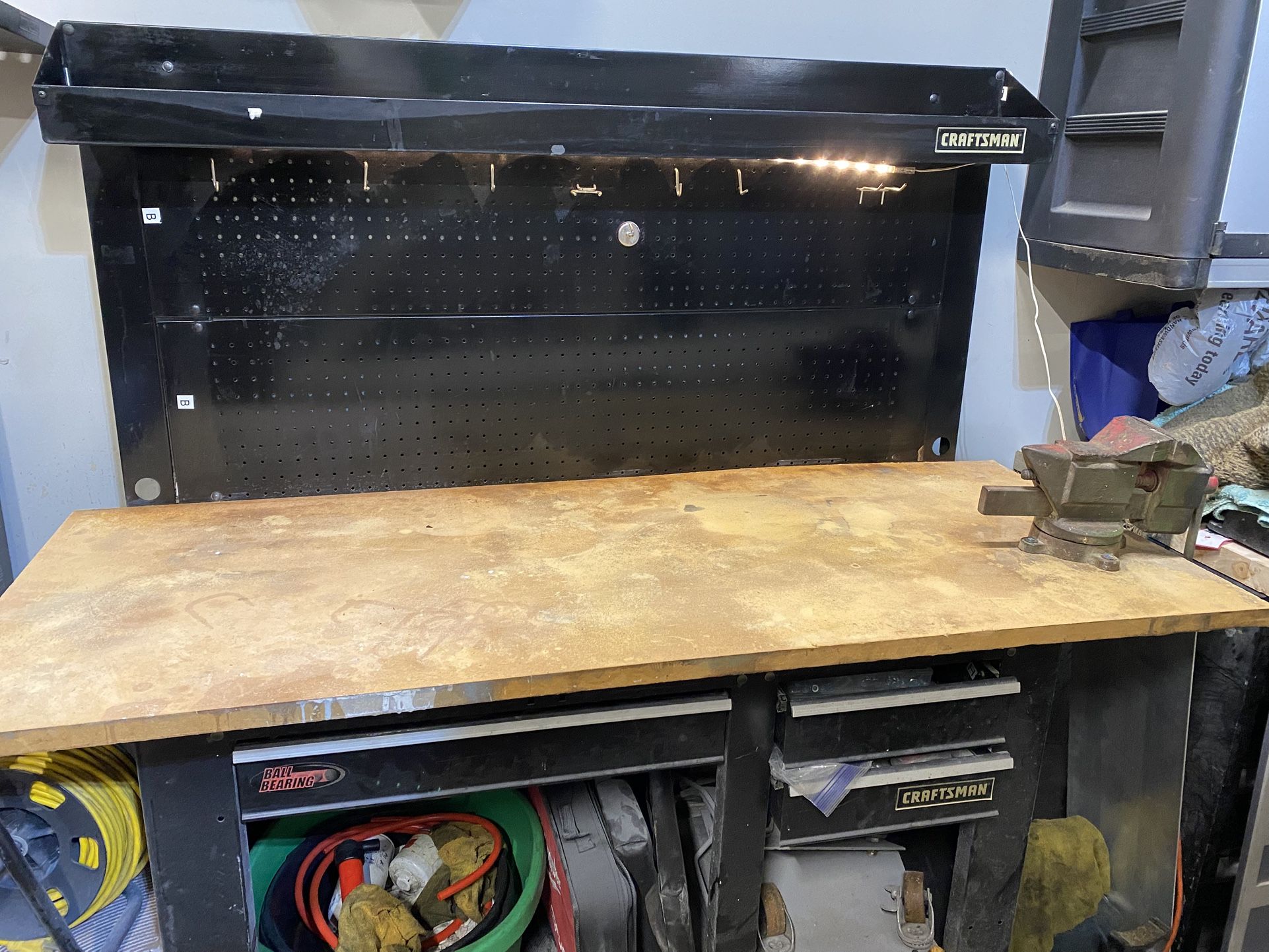 Craftsman Tool with Stool 60 X 24