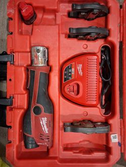 M12 Milwaukee Pro Press Kit