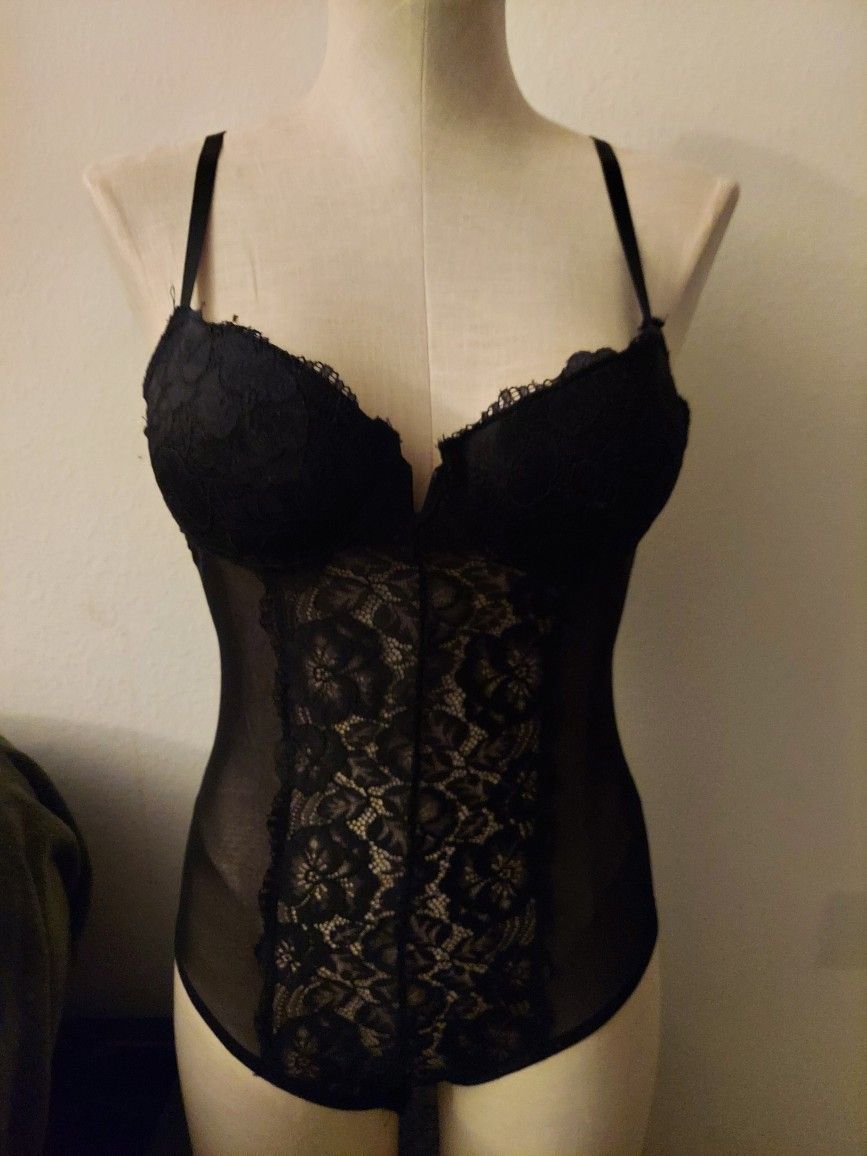 Black Bodysuit M
