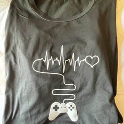 Men's sz M Black Gamer T-Shirt *New 
