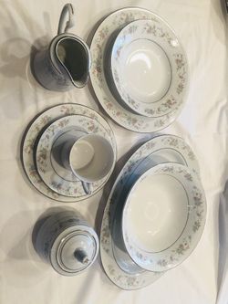 Sango Majesty Collection Dinner Set