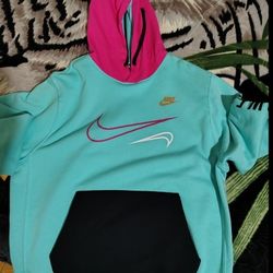 Nike Sports Wear