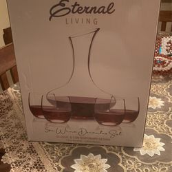 1 Wine Decanter And 4 Wine Glasses