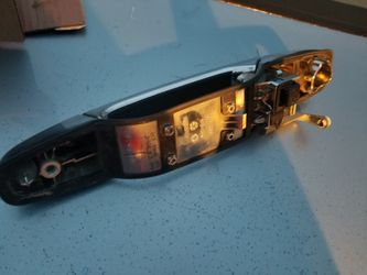 escalade door handle used 2007 to 2014