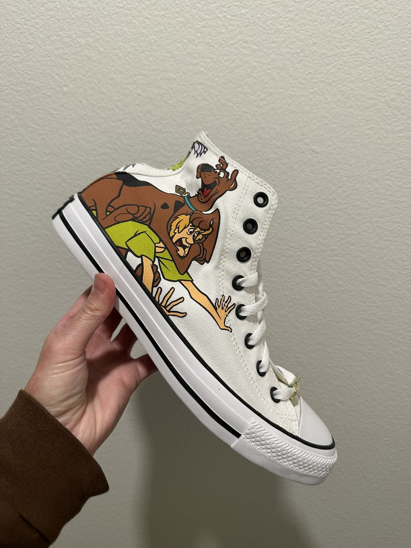 Scooby Doo Converse Never Used