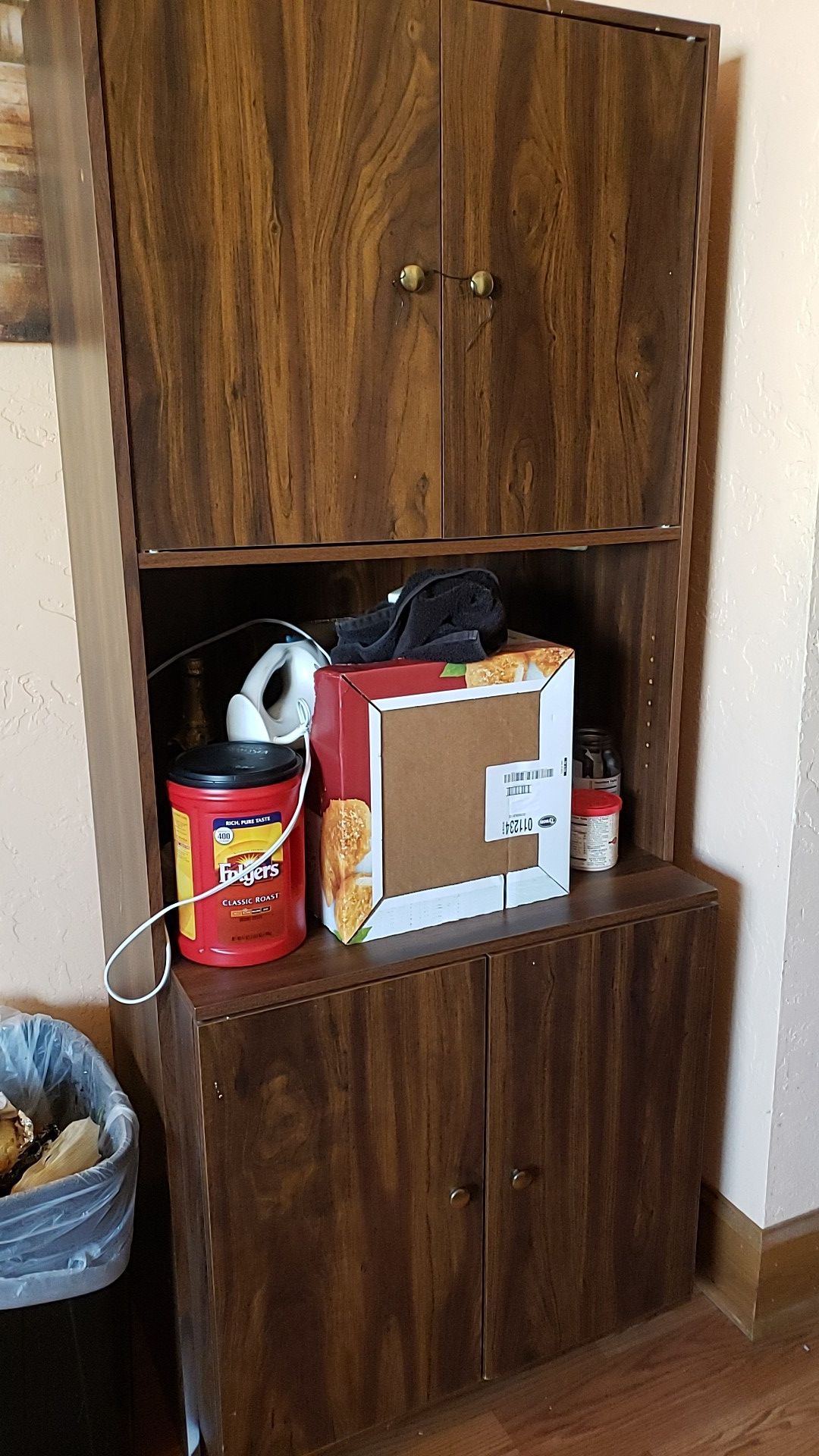 3 nice 6ft cabinets,book shelf whatever you like
