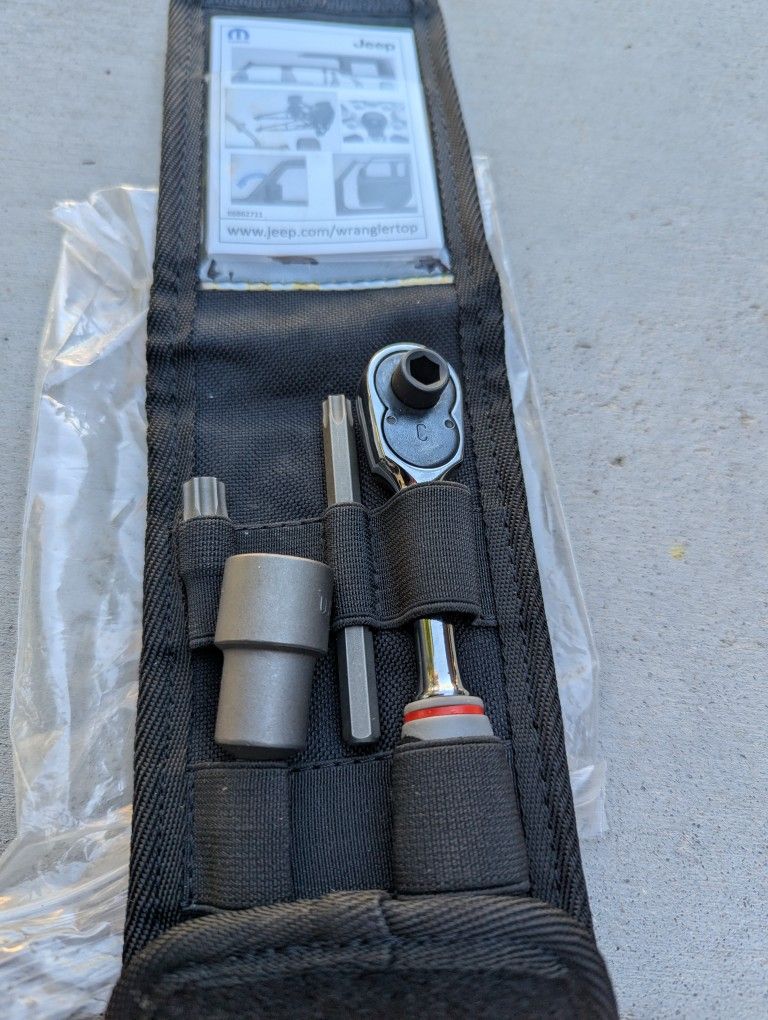 Jeep Wrangler Roof Tool Kit