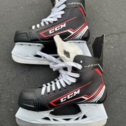 ccm jetspeed ft2 Ice skates Youth size 4