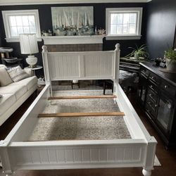 Pottery Barn Catalina Full Bed – Solid Wood – White – Includes Slats (+ Box Spring Available)