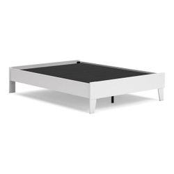 New! Full size-Signature Design by Ashley Socalle Coastal Platform Bed with Metal Slats