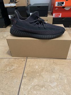 Yeezy Black Size 14 Ds $460
