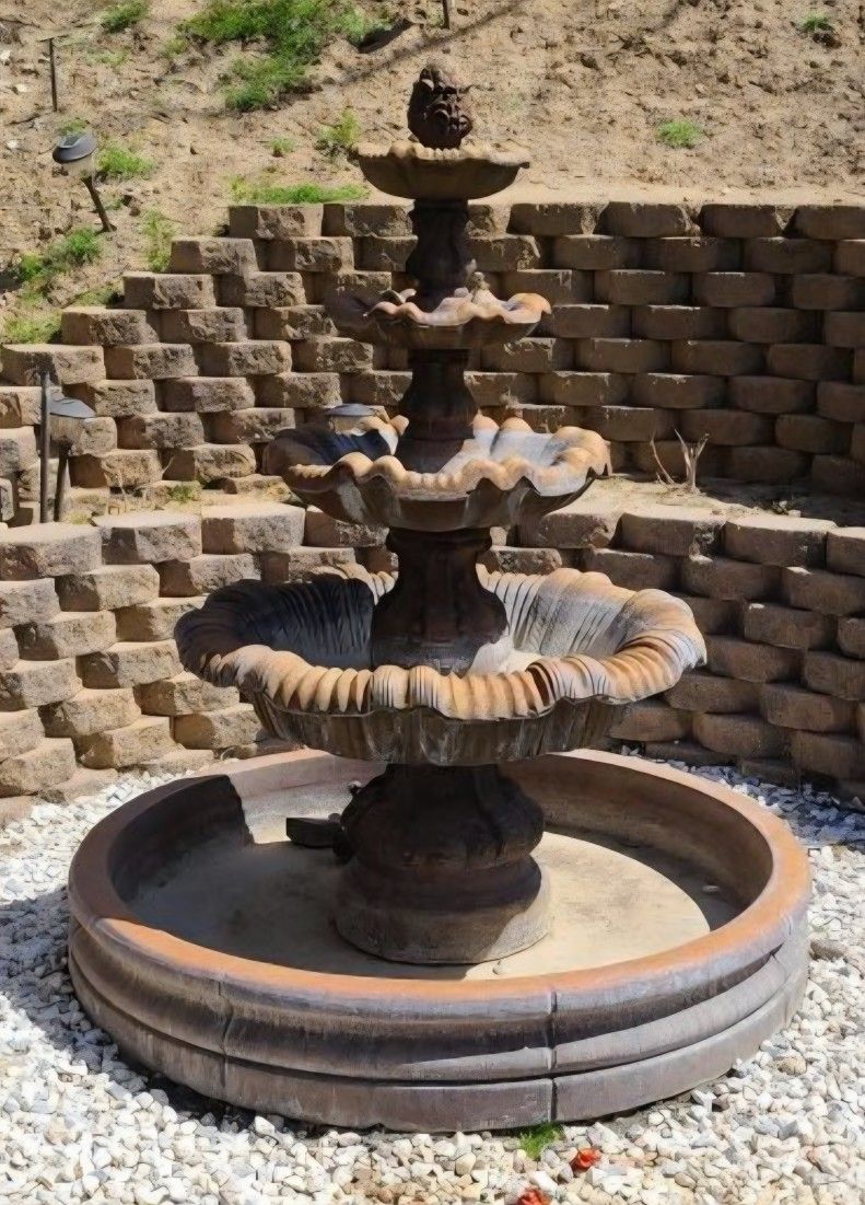 Large Outdoor Water fountain 60" D X 70" H