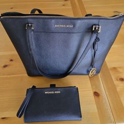 Michael Kors Black Large Leather Tote And Travel Wristlet