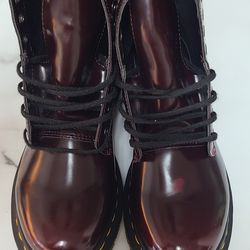 Dr Martens, never worn, US size 7