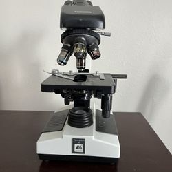 Microscope
