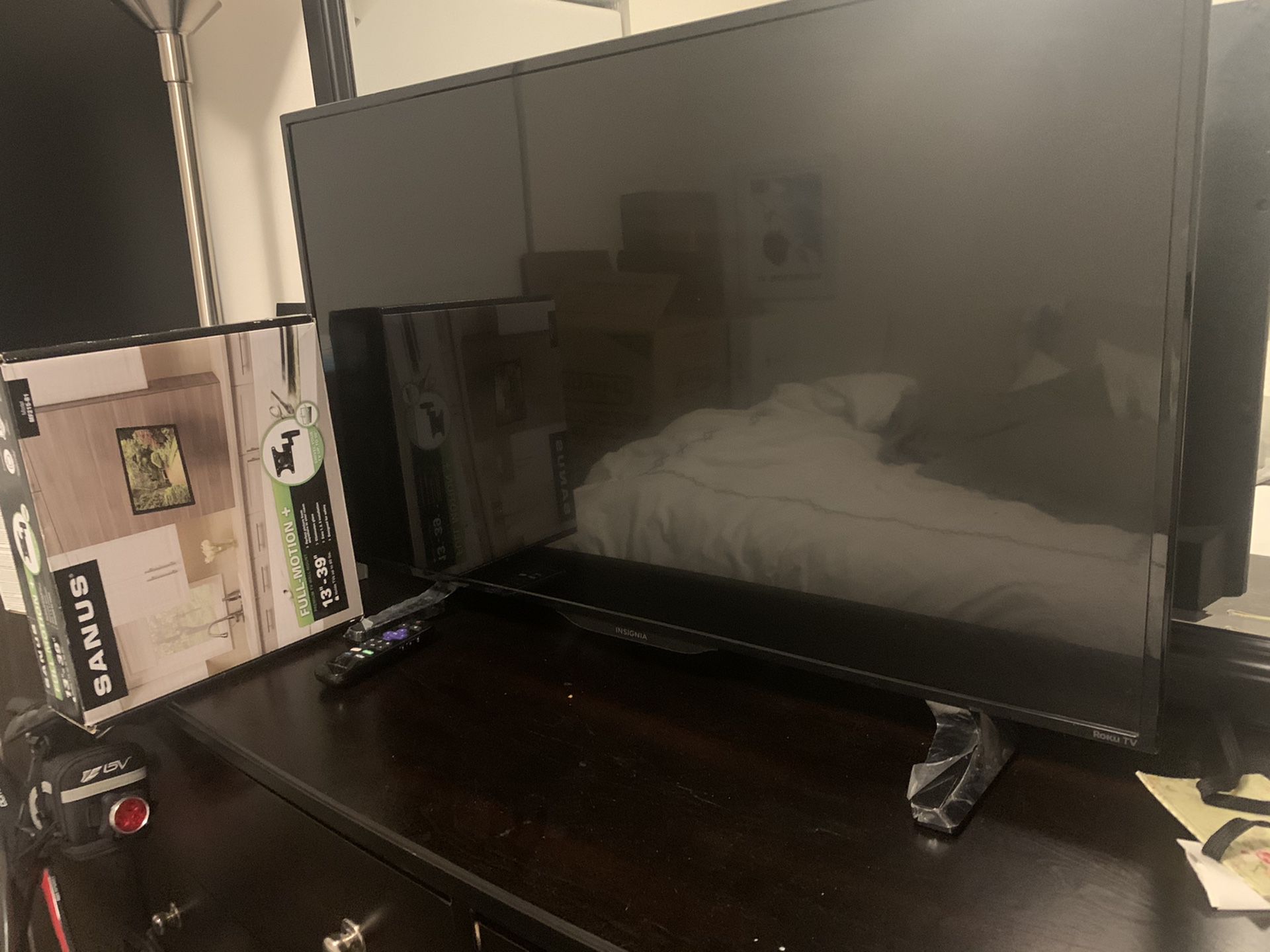 Insignia 32” TV and Wallmount Stand ($250 value)