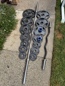 FITNESS GEAR OLYMPIC WEIGHTS 2x45, 2x35, 2x25, 2x10, 4x5 and 2x2.5 lbs with 7ft 45lb barbell  AND 22lb curl bar