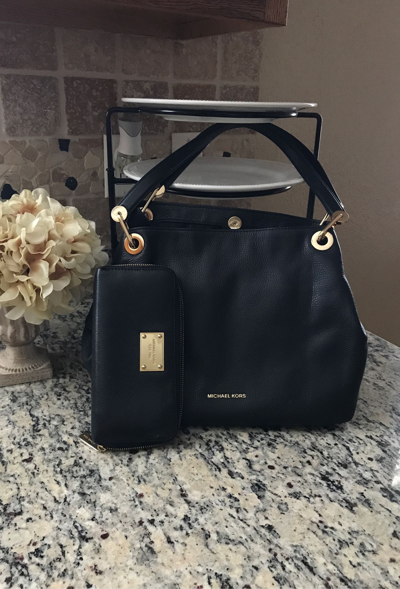 MICHAEL KORS